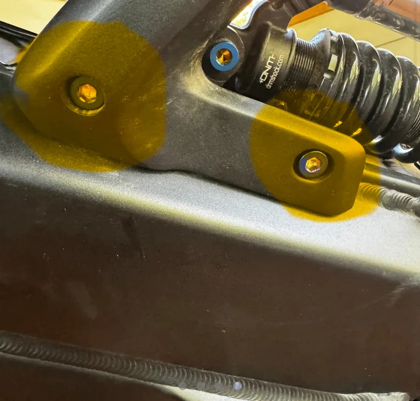 Titanium subframe bolts