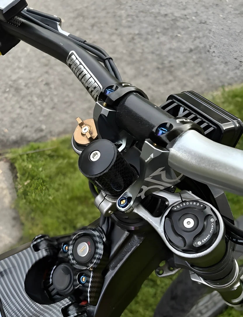 Funn-Mount Titanium Bolts
